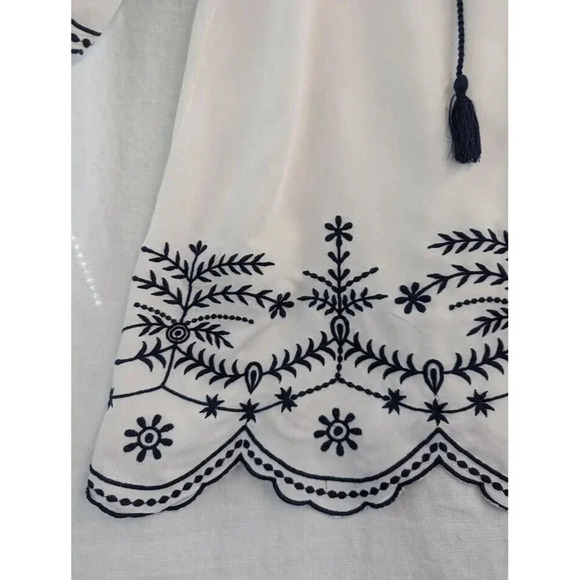 Chic Connection tunic mini dress, white & blue embroidered, women's small D18 - Picture 5 of 8